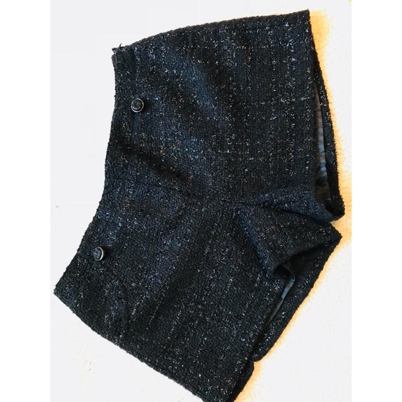 Black fashion shorts - Picture 2 of 5